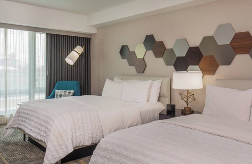 Central Square Hotel | Discover Le Méridien Boston Cambridge: Rated 9/10 for Relaxation