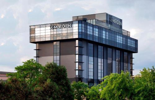 Oak Brook Hotel | Relax at Le Méridien Chicago: Pet-Friendly & Spa Amenities