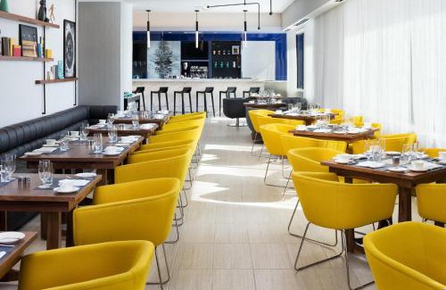 Oak Brook Hotel | Relax at Le Méridien Chicago: Pet-Friendly & Spa Amenities