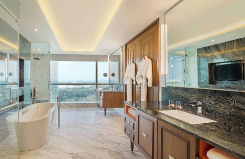 Putrajaya Hotel | Experience Elegance at Le Méridien Putrajaya, 5-Star Retreat