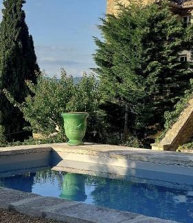 Vaison-la-Romaine Bed & Breakfast | Experience Oceanfront Bliss at Le Murier - Guest Rated 9.9