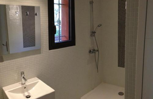 Collioure Hotel | Explore Le Madeloc Hôtel & Spa: Oceanfront Retreat Awaits