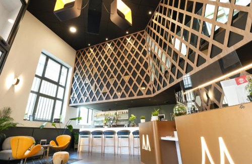 Vitre Hotel | Relax at Le Magic Hôtel & Spa with Oceanfront Views