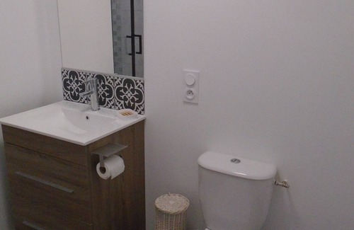 La Chaume Apartment | Ideal Stay: Le Mana Apartments Steps from La Chaume Beach