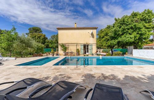 Flassans-sur-Issole House | Pet-Friendly Le Manoir De Flassans with Oceanfront Views