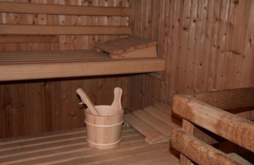 Caudry House | Discover Le MANOIR DE LA MANTILLE - PLUMETIS Retreat
