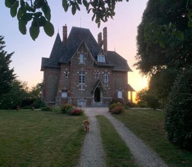 Bouere House | Discover Le Manoir des Rochers: Oceanfront Bliss Awaits