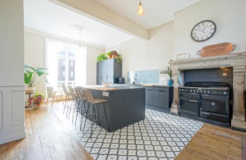 Ducey House | Elegant Le Manoir Ducey: Oceanfront Retreat Near Mont-Saint-Michel