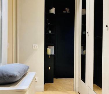 Enfants-Rouges Apartment | Le Marais by Steph