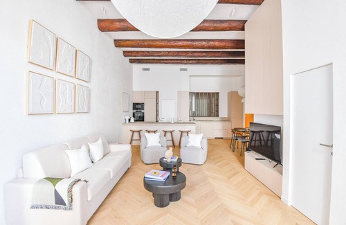 Opera Apartment | Le Marcel: Oceanfront Apartment with 10/10 Guest Rating