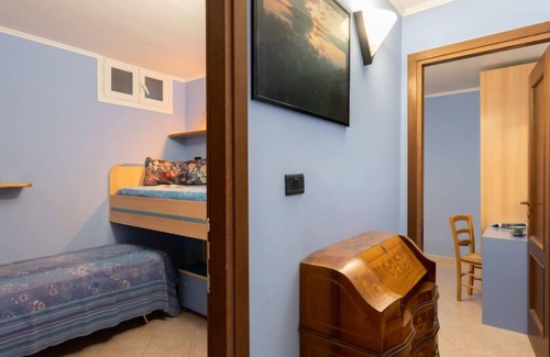 Piani-Ciapin Apartment | Discover Le Margherite: Oceanfront Retreat with Pool & Spa
