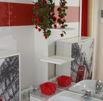 Cardano al Campo Apartment | Pet-Friendly Getaway at Le Margherite - Rated 9.2/10