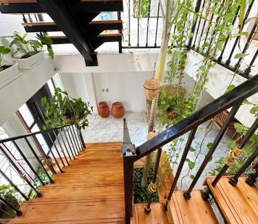 Manga House | Experience Comfort at Le MARIE B&B with Pool & Breakfast