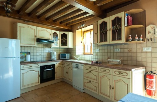 Montagny-sur-Grosne House | Pet-Friendly Getaway at Le Marie Tony - Navour-Sur-Grosne