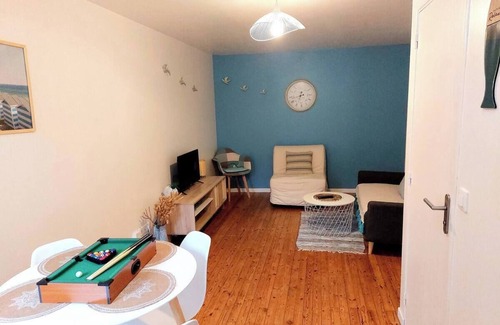 Saint-Pierre-des-Corps Apartment | Experience Le Maritime du V.e.l.p.a.u - Duplex with Spa & Hot Tub