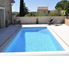 Saint-Genies-de-Fontedit Bed & Breakfast | Experience Oceanfront Bliss at Le Marronnier Hotel