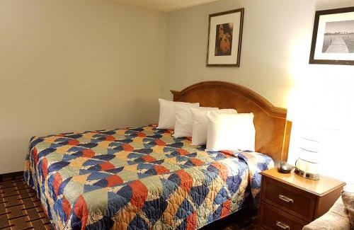 Le Mars Hotel | Family-Friendly Stays at Le Mars Inn and Suites