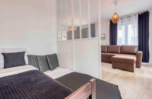 Noisy-le-Grand Apartment | Experience Le Marvel: Your Oasis Near Disney & Paris