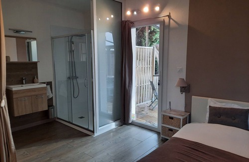 Malves-en-Minervois Bed & Breakfast | Le Mas Blanc room with private terrace