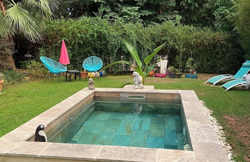 La Seyne-sur-Mer Villa | Relax at Le Mas de Fabregas: Elegant Retreat Near the Beach