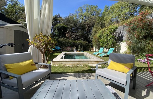 La Seyne-sur-Mer Villa | Relax at Le Mas de Fabregas: Elegant Retreat Near the Beach