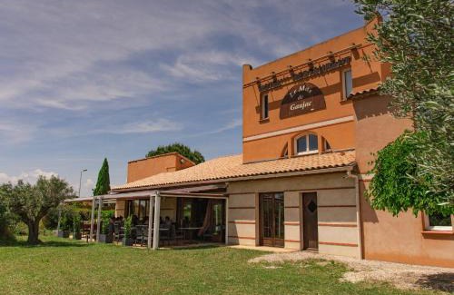 Lezignan-Corbieres Hotel | Discover Le Mas De Gaujac: Family-Friendly & Accessible Stays