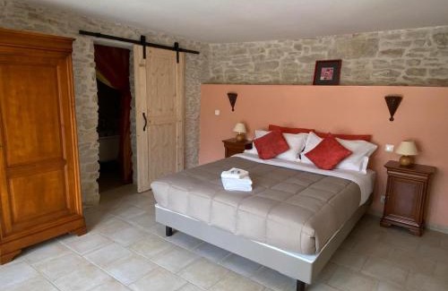Garrigues Bed & Breakfast | Oceanfront Bliss at Le Mas de Ponge – Rated 9.5/10!