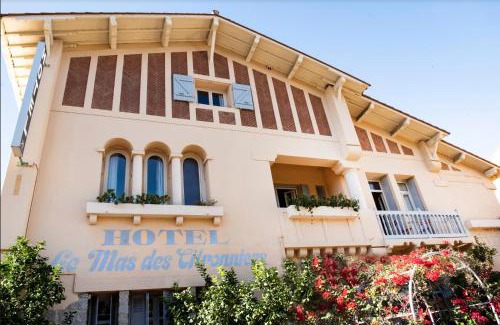 Collioure Hotel | Discover Le Mas des Citronniers: Pet-Friendly Retreat