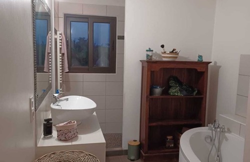 Lezignan-Corbieres Villa | Discover Le Mas des Oliviers: Family-Friendly Retreat