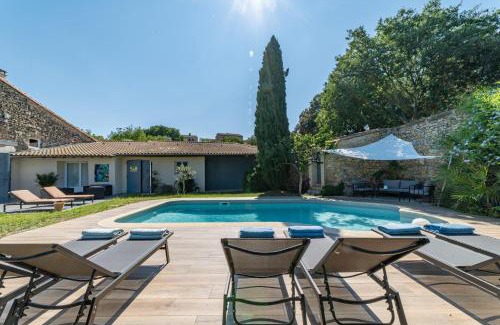 Les 3 Ponts Bed & Breakfast | Discover Le Mas des Oliviers Nîmes: Pet Friendly Retreat