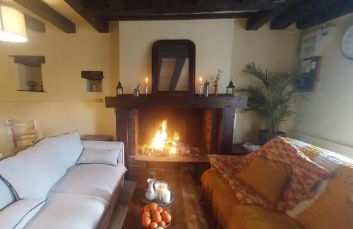 Sens-Beaujeu House | Discover Family-Friendly Comfort at Le Masné Hotel