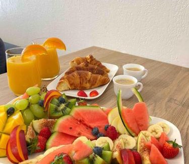 Saint-Mauront Apartment | Family-Friendly Stay at Le Mayda with Free Parking
