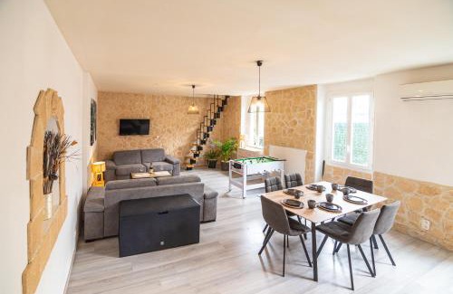 Saint-Paul-Trois-Chateaux Apartment | Discover Family-Friendly Comfort at Le Mazagran Hotel