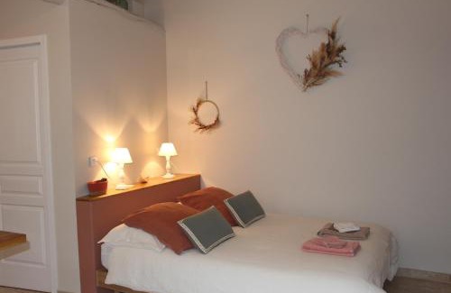 Montsegur-sur-Lauzon House | Discover Le Mazet: Family-Friendly Gîte with Ocean Views