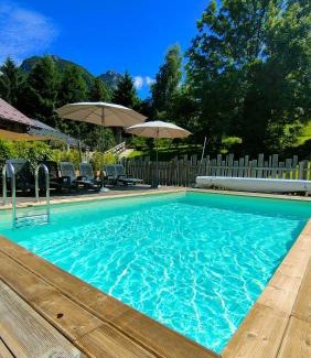 Entremont House | Guest Rated: 9.8 at Le mazot d'H with Oceanfront Pool