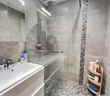 Risoul Apartment | Unforgettable Ski Getaway at LE MELEZET for Families