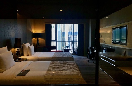 Nan An Hotel | Experience Le Meridien Chongqing, Nan'an with Pool & Dining