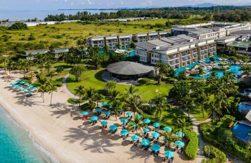 Takua Pa Resort | Discover Le Meridien Khao Lak Resort & Spa: Oceanfront Bliss