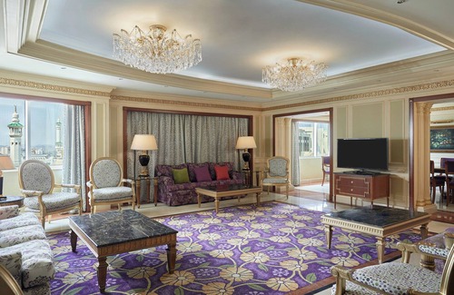 Ajyad Hotel | Discover Le Meridien Makkah: 5-Star Comfort Awaits