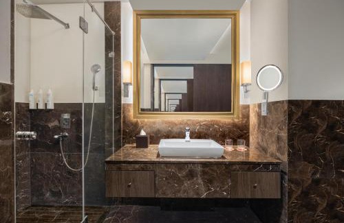 Nagpur Hotel | Experience Le Meridien Nagpur: A 5-Star Retreat