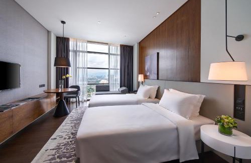 Petaling Jaya Hotel | Experience Elegance at Le Meridien Petaling Jaya Hotel