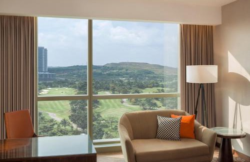 Putrajaya Hotel | Experience Le Meridien Putrajaya: 5-Star Oceanfront Escape