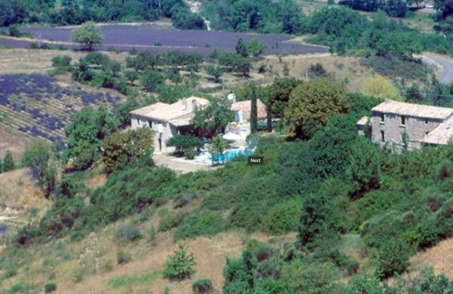 Vercoiran House | Guest Rated 9.6: Discover Le Miau's Pet-Friendly Haven