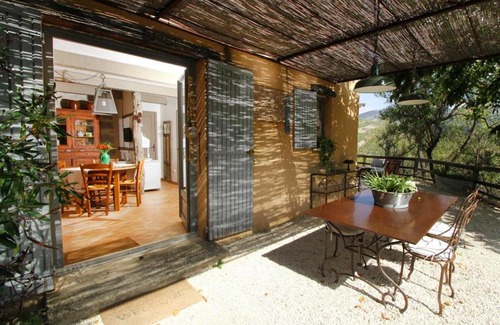 Vercoiran House | Guest Rated 9.6: Discover Le Miau's Pet-Friendly Haven