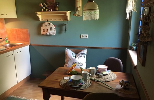 Hirzweiler Apartment | Cozy Le Mignon: Guest Rated 9.8 with Terrace & Pool