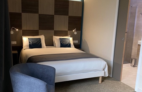 Migennes Hotel | Guest Rated: Le Mitigana with Family-Friendly Amenities