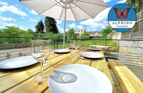 Limoges Apartment | Relax at Le Monet with a Private Terrace for Families
