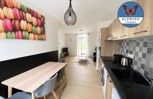 Limoges Apartment | Relax at Le Monet with a Private Terrace for Families