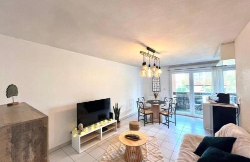 Blagnac Apartment | Le Montaigne - Parking inclus, Tramway et MEET
