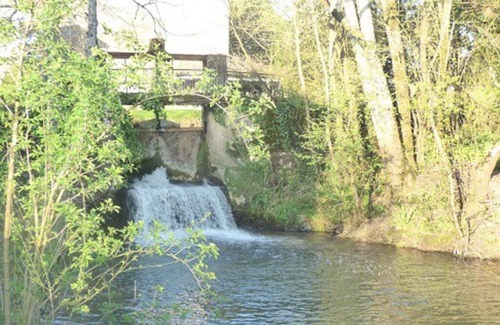 Bassanne House | Experience Comfort at Le Moulin de Flaujague with Pool & Hot Tub
